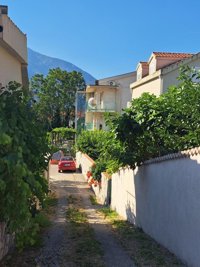 Apartments With Sea View In Prcanj Kotor Eksteriør bilde