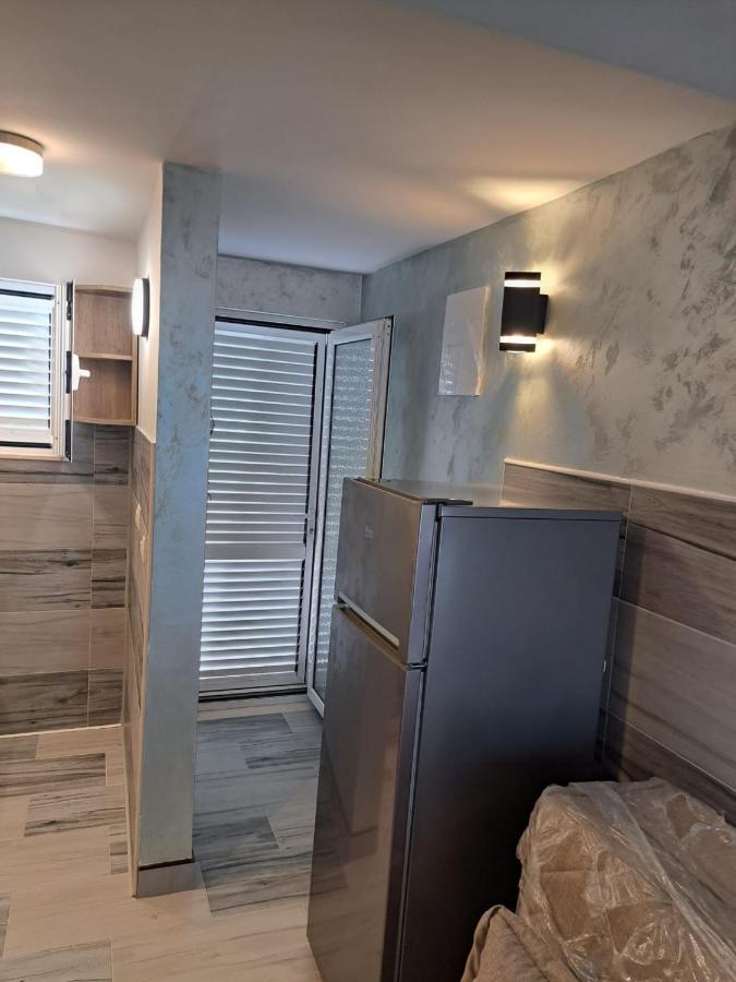 Apartments With Sea View In Prcanj Kotor Eksteriør bilde
