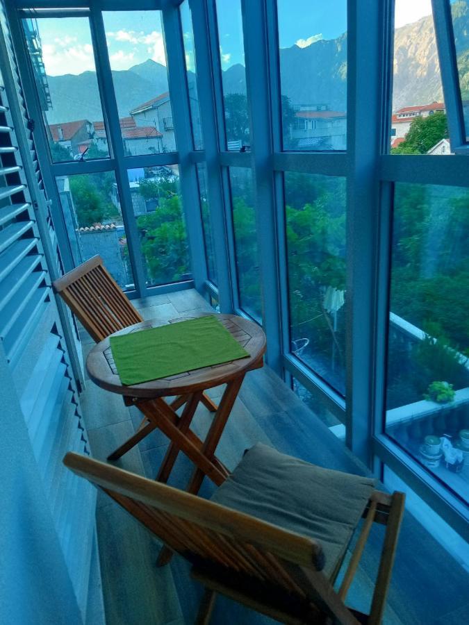 Apartments With Sea View In Prcanj Kotor Eksteriør bilde